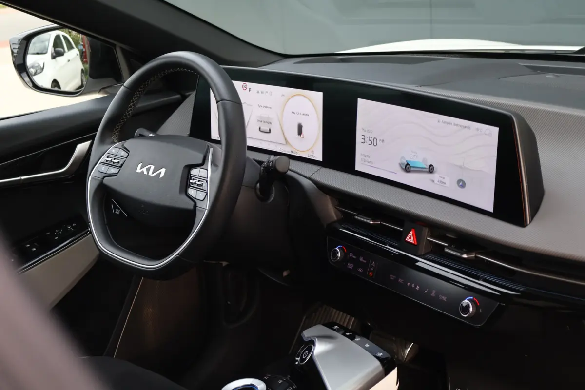 GT-Line 77.4 kWh 100% soh! | | Head-up | Pano | 360 Camera | Stoelverwarming V+A | Stoelventilatie | Adaptive Cruise | Elektrische achterklep