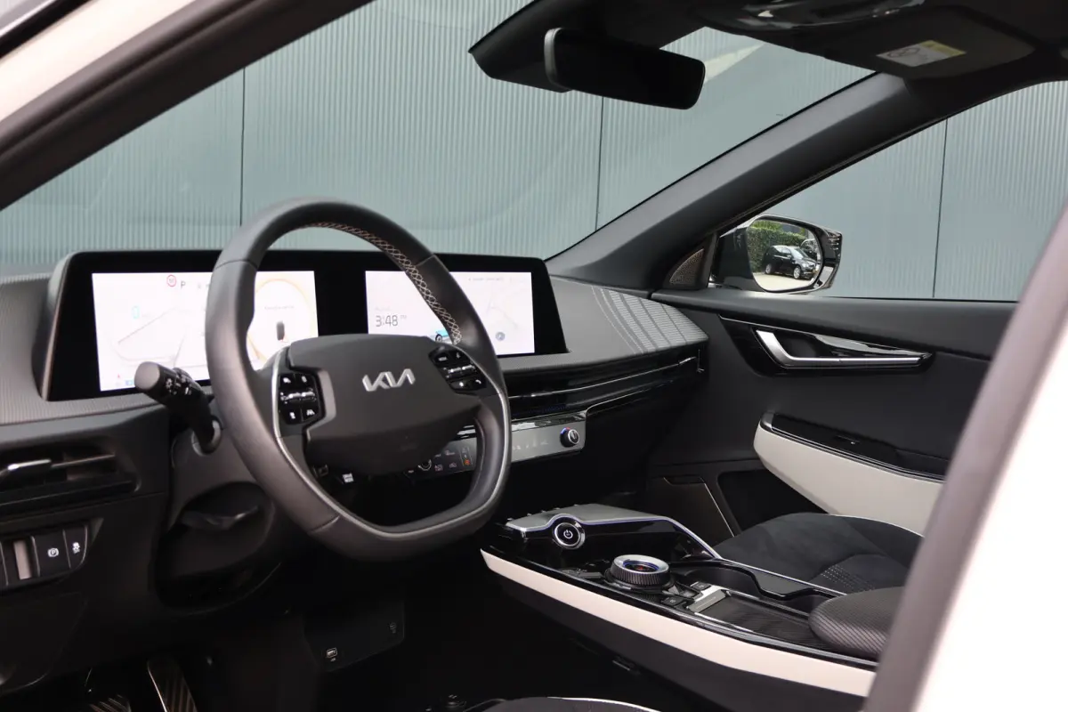 GT-Line 77.4 kWh 100% soh! | | Head-up | Pano | 360 Camera | Stoelverwarming V+A | Stoelventilatie | Adaptive Cruise | Elektrische achterklep