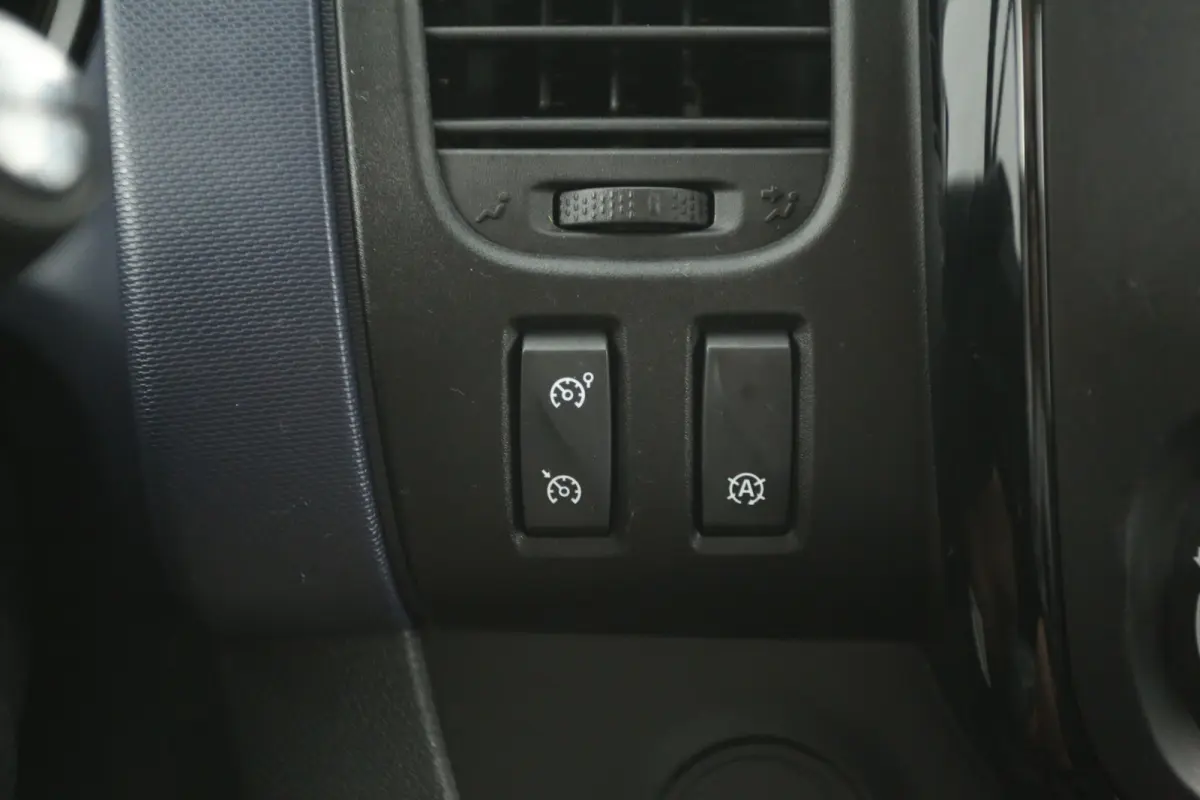 1.6 CDTI L1H1 | Airco | Cruise | 3 Zits | Navi | Parkeersens. | Trekhaak | Imperiaal