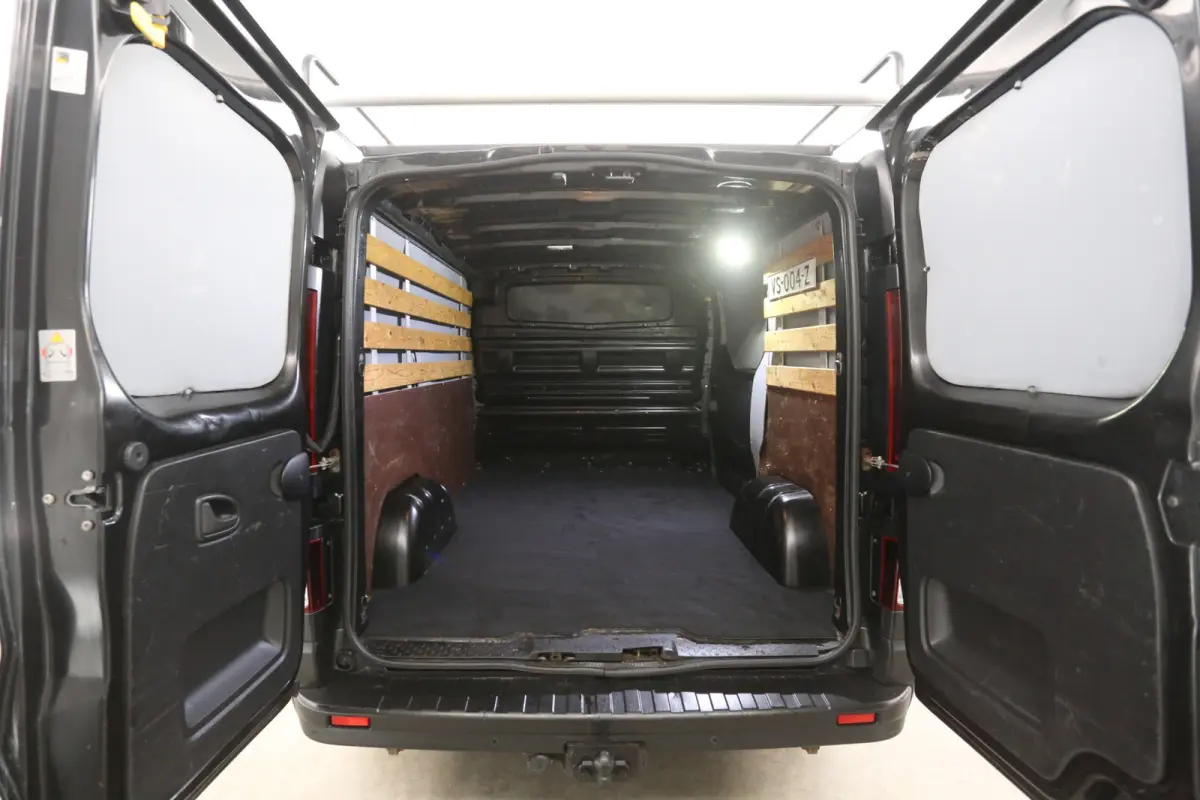 1.6 CDTI L1H1 | Airco | Cruise | 3 Zits | Navi | Parkeersens. | Trekhaak | Imperiaal