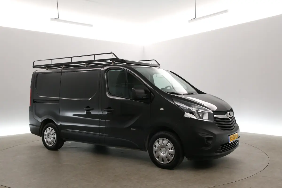 1.6 CDTI L1H1 | Airco | Cruise | 3 Zits | Navi | Parkeersens. | Trekhaak | Imperiaal