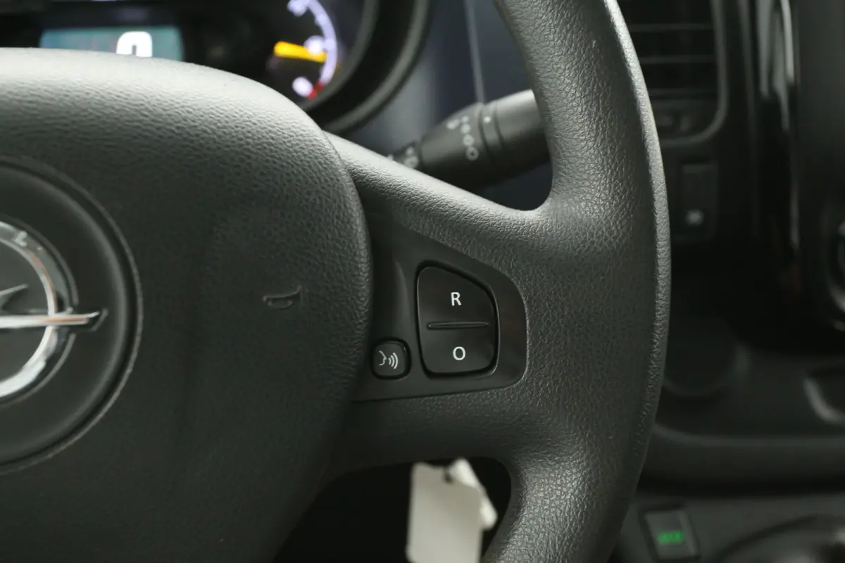 1.6 CDTI L1H1 | Airco | Cruise | 3 Zits | Navi | Parkeersens. | Trekhaak | Imperiaal