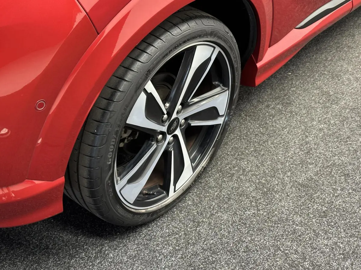 1.0 EcoBoost ST-Line X First Edition PANORAMADAK