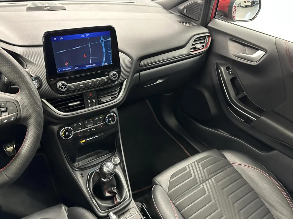 1.0 EcoBoost ST-Line X First Edition PANORAMADAK