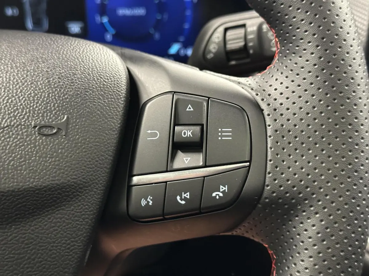 1.0 EcoBoost ST-Line X First Edition PANORAMADAK