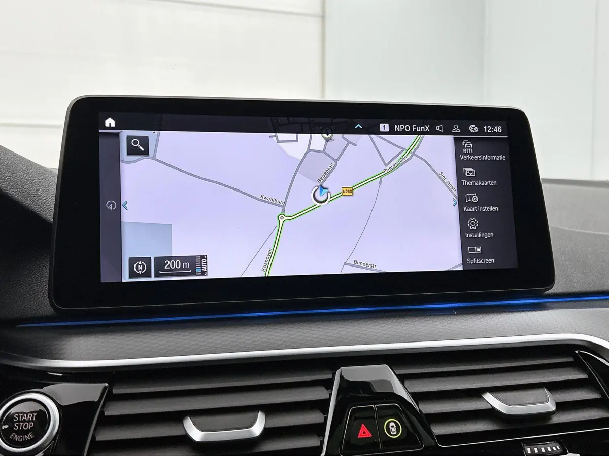 530e Business Edition Plus | PANORAMADAK | ACHTERUITRIJCAMERA | TREKHAAK | HARMAN KARDON | HEAD-UP | ELEKTRISCHE KOFFERKLEP | STOELVERWARMING | CLIMATE CONTROL | ADAPTIVE CRUISE CONTROL | AP