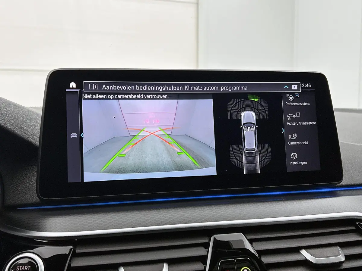 530e Business Edition Plus | PANORAMADAK | ACHTERUITRIJCAMERA | TREKHAAK | HARMAN KARDON | HEAD-UP | ELEKTRISCHE KOFFERKLEP | STOELVERWARMING | CLIMATE CONTROL | ADAPTIVE CRUISE CONTROL | AP