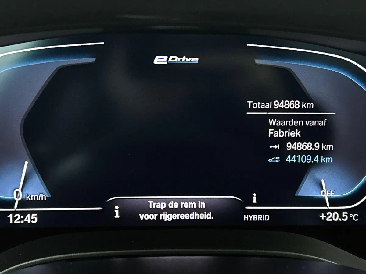 530e Business Edition Plus | PANORAMADAK | ACHTERUITRIJCAMERA | TREKHAAK | HARMAN KARDON | HEAD-UP | ELEKTRISCHE KOFFERKLEP | STOELVERWARMING | CLIMATE CONTROL | ADAPTIVE CRUISE CONTROL | AP