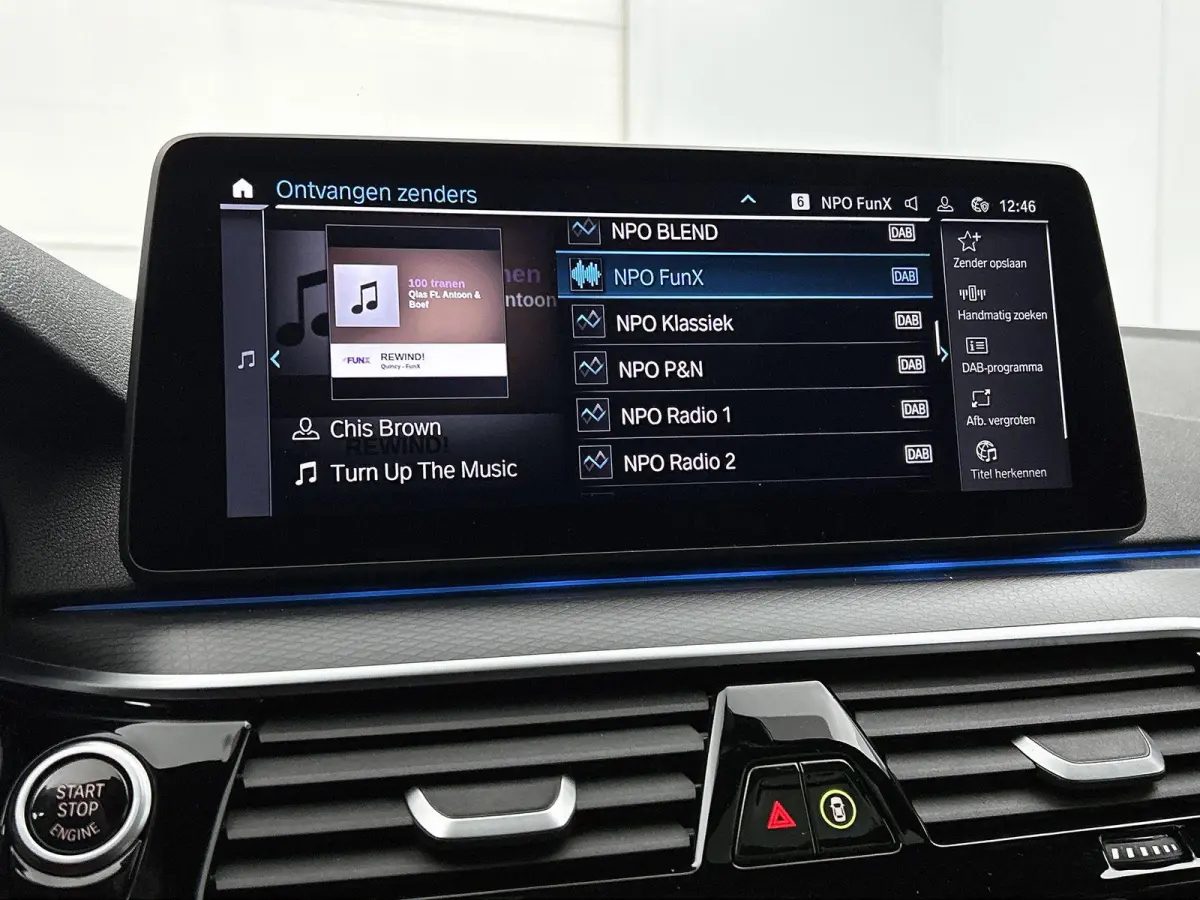 530e Business Edition Plus | PANORAMADAK | ACHTERUITRIJCAMERA | TREKHAAK | HARMAN KARDON | HEAD-UP | ELEKTRISCHE KOFFERKLEP | STOELVERWARMING | CLIMATE CONTROL | ADAPTIVE CRUISE CONTROL | AP