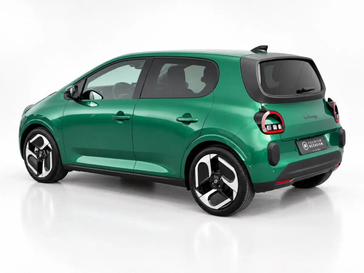 Urban Range Techno 27.5 kWh | Carplay | 18 inch LMV | Camera