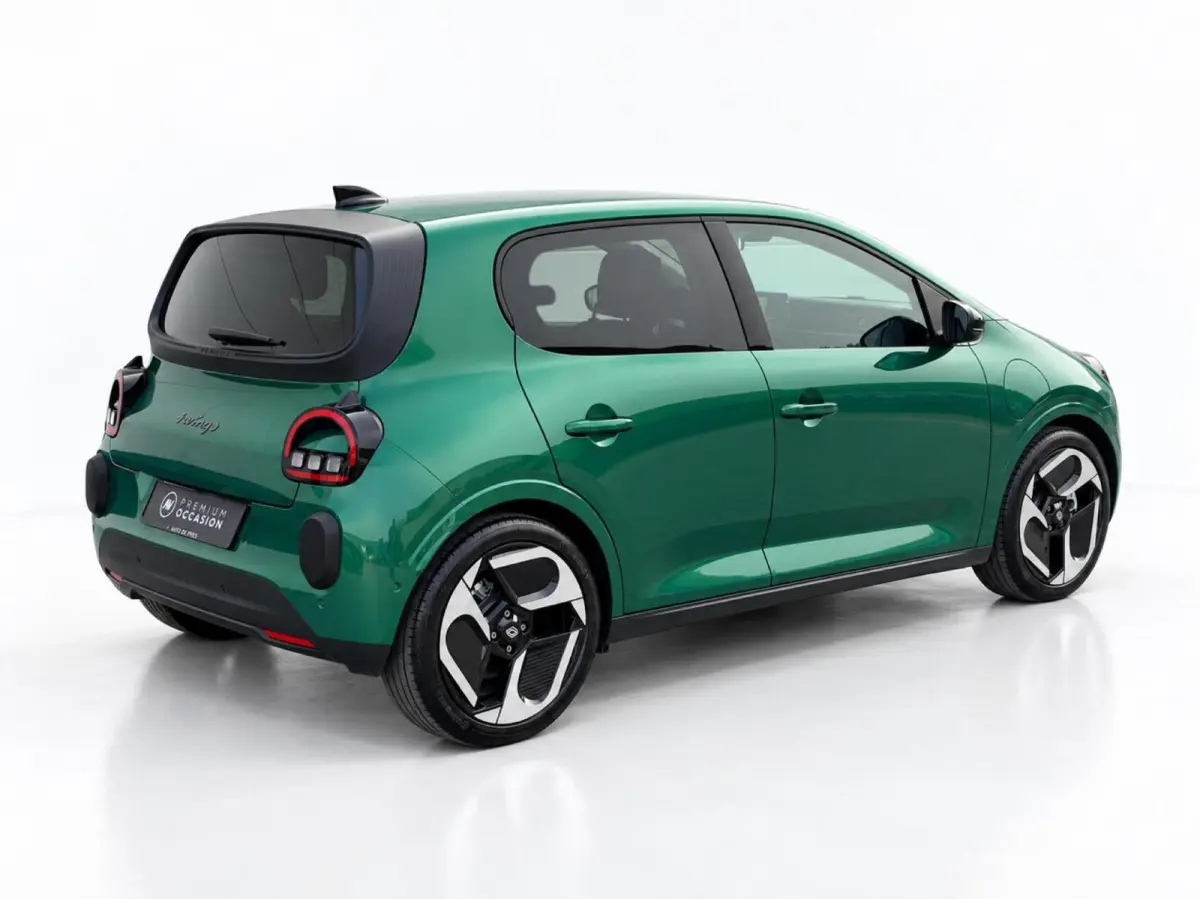 Urban Range Techno 27.5 kWh | Carplay | 18 inch LMV | Camera