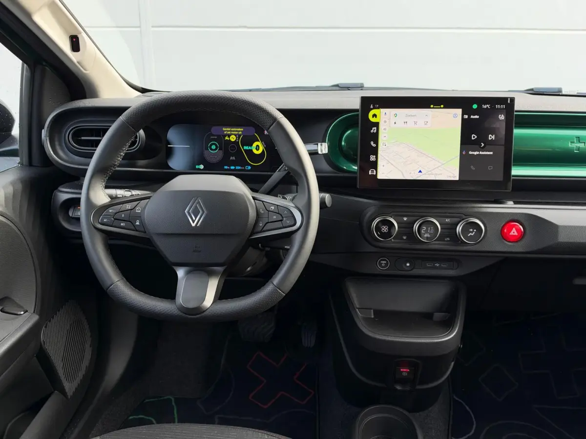 Urban Range Techno 27.5 kWh | Carplay | 18 inch LMV | Camera