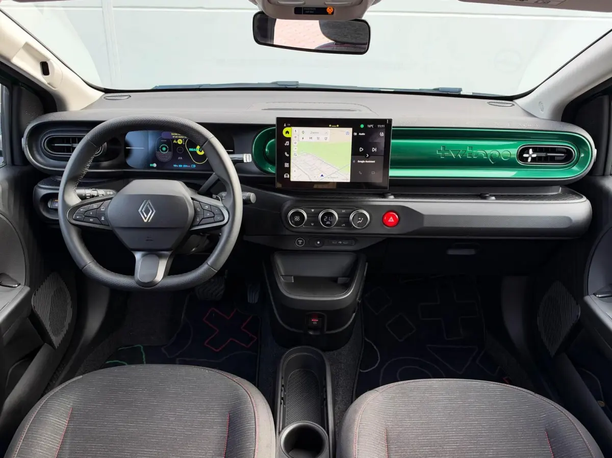 Urban Range Techno 27.5 kWh | Carplay | 18 inch LMV | Camera