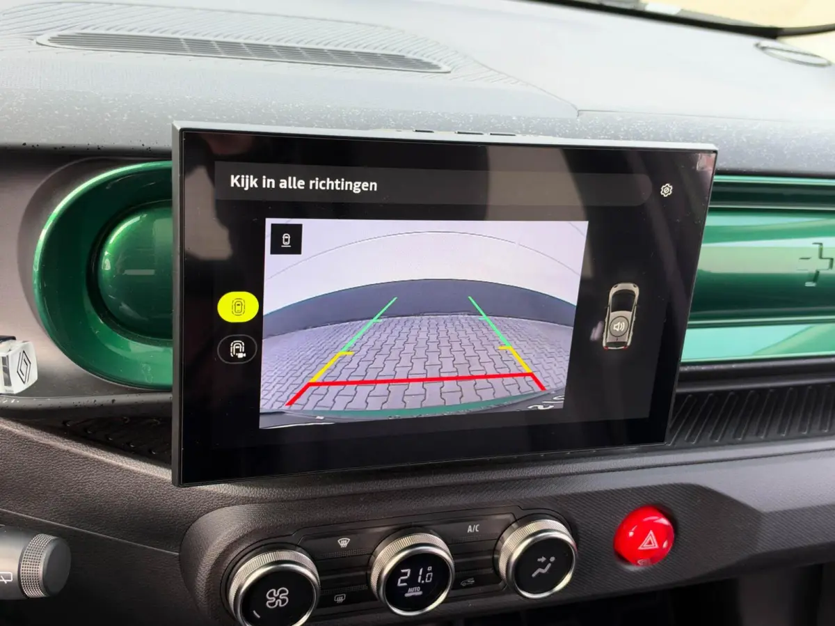 Urban Range Techno 27.5 kWh | Carplay | 18 inch LMV | Camera