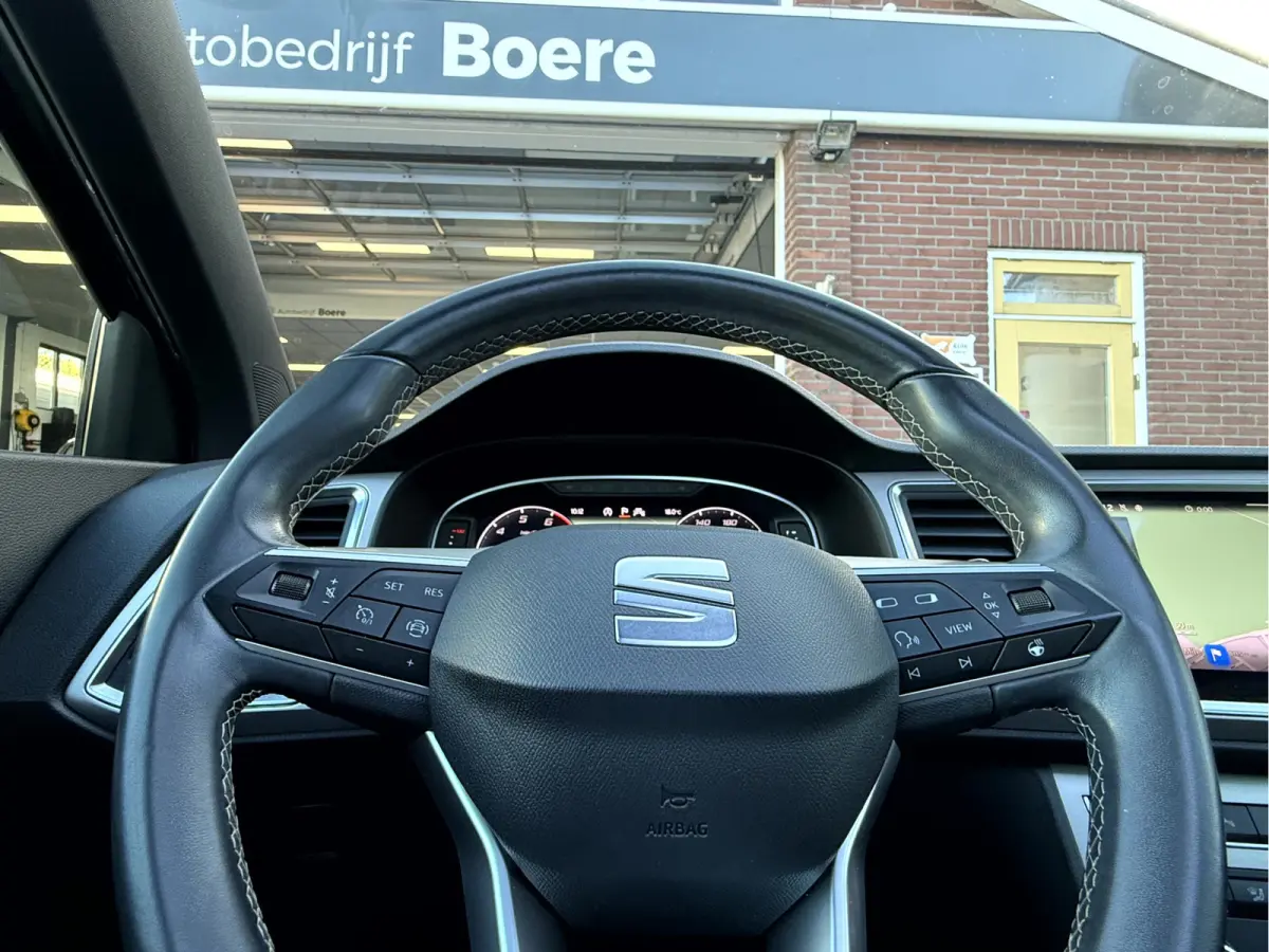 1.5 TSI Xperience Business Intense Panoramadak, Trekhaak, 19''Lmv