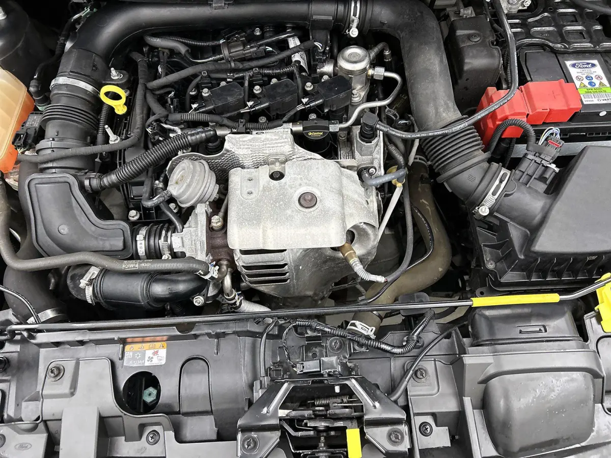 1.0 EcoBoost Titanium | WORDT VERWACHT | CLIMATE CONTROL | PARKEERSENSOREN | MULTIFUNCTIONEEL STUURWIEL |