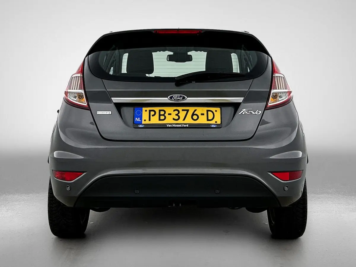 1.0 EcoBoost Titanium | WORDT VERWACHT | CLIMATE CONTROL | PARKEERSENSOREN | MULTIFUNCTIONEEL STUURWIEL |