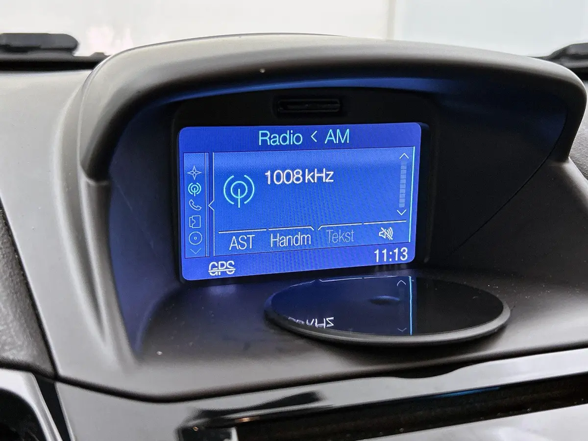 1.0 EcoBoost Titanium | WORDT VERWACHT | CLIMATE CONTROL | PARKEERSENSOREN | MULTIFUNCTIONEEL STUURWIEL |