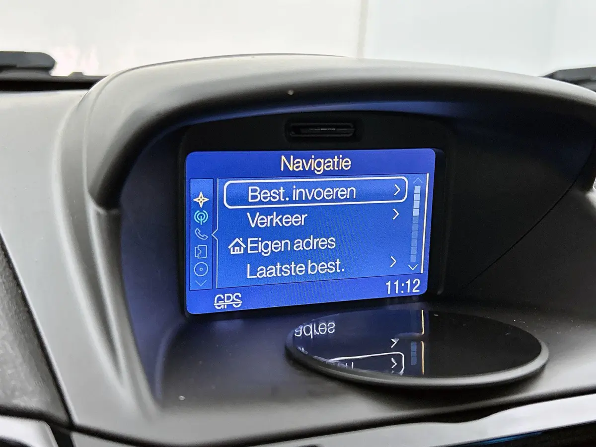 1.0 EcoBoost Titanium | WORDT VERWACHT | CLIMATE CONTROL | PARKEERSENSOREN | MULTIFUNCTIONEEL STUURWIEL |