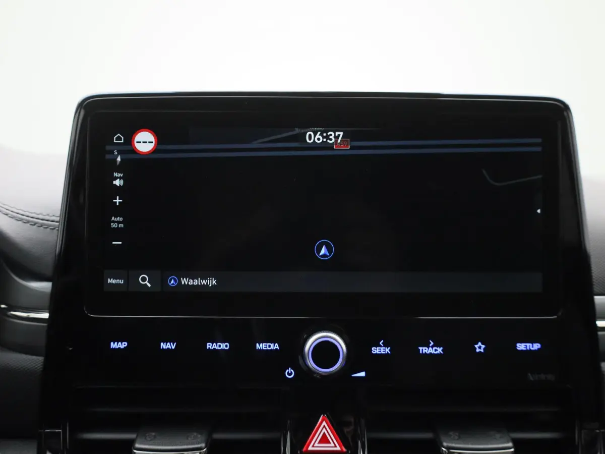 Comfort EV 38 kWh | SOH 100% | APPLE CARPLAY | ANDROID AUTO | ACHTERUITRIJCAMERA | STOELVERWARMING | ADAPTIVE CRUISE CONTROL | CLIMATE CONTROL | GETINTE RUITEN | INFINITY GELUIDSSYSTEEM |