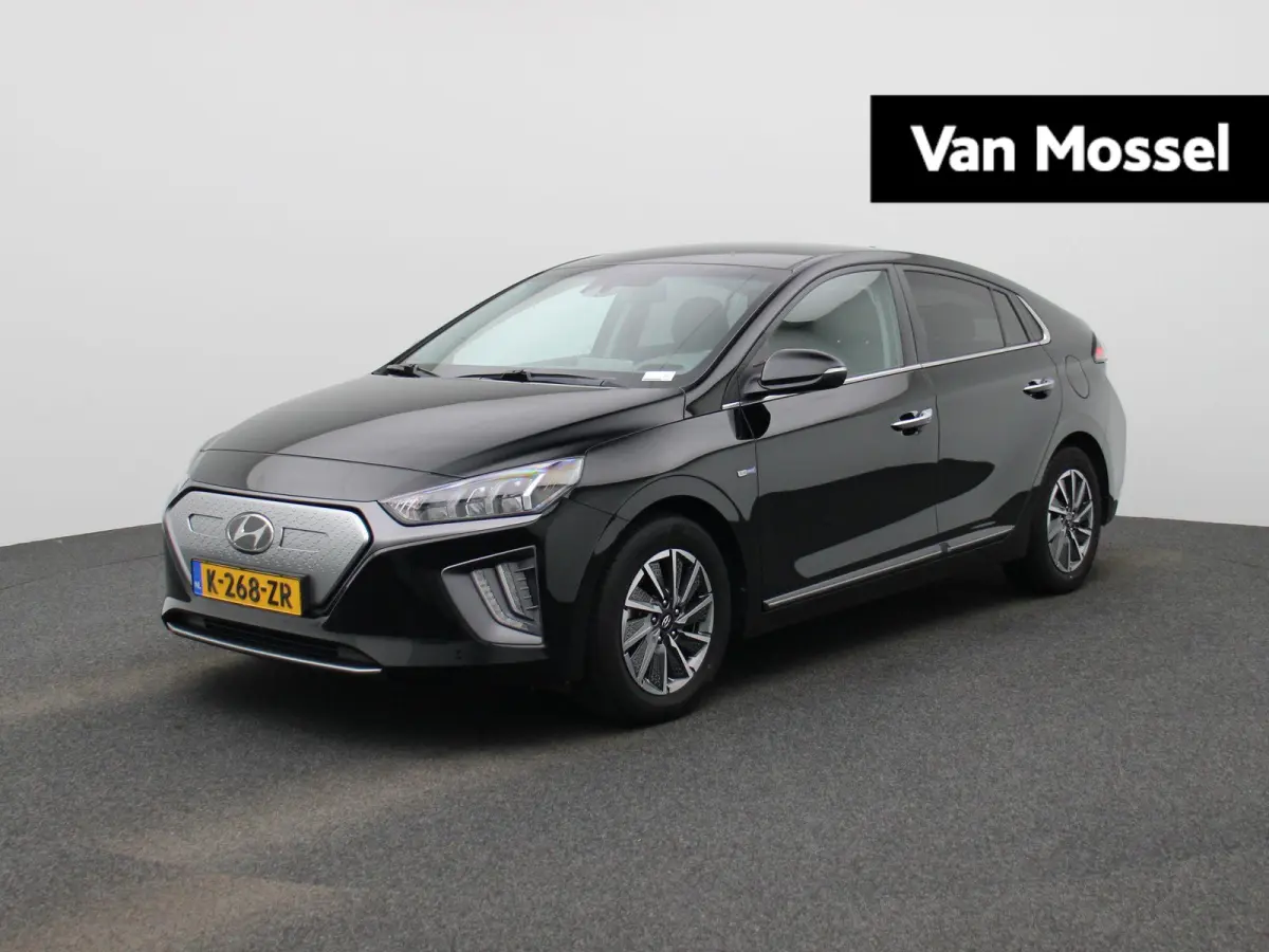 Comfort EV 38 kWh | SOH 100% | APPLE CARPLAY | ANDROID AUTO | ACHTERUITRIJCAMERA | STOELVERWARMING | ADAPTIVE CRUISE CONTROL | CLIMATE CONTROL | GETINTE RUITEN | INFINITY GELUIDSSYSTEEM |