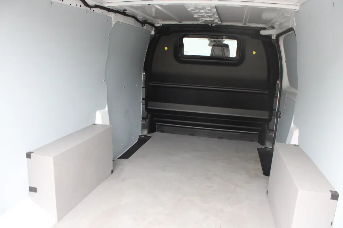 EV L3 Long 75 kWh | L3 Long | Fase 3 laden | SOH 100% | Nieuw model | 3-Zits | Navigatie | Camera |