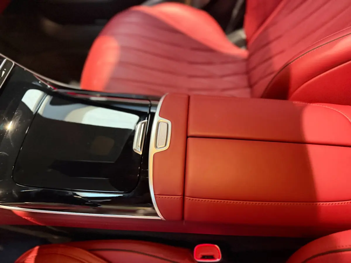 AMG 63 S E Performance|Pano|HUD|Keyless|360|4D Burmester|Massage|Matrix|Chauffeurspakket|Carbon
