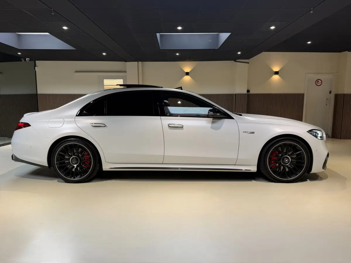 AMG 63 S E Performance|Pano|HUD|Keyless|360|4D Burmester|Massage|Matrix|Chauffeurspakket|Carbon