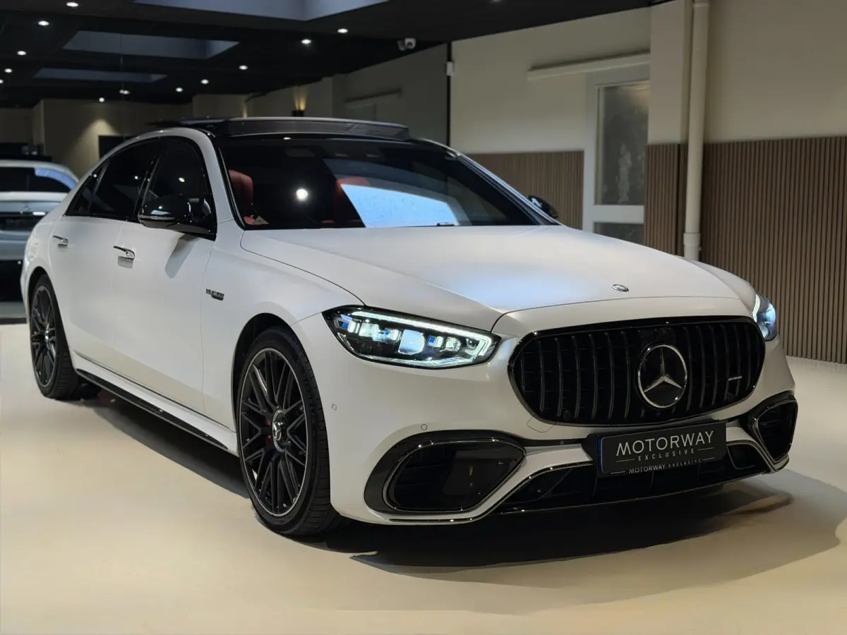 AMG 63 S E Performance|Pano|HUD|Keyless|360|4D Burmester|Massage|Matrix|Chauffeurspakket|Carbon