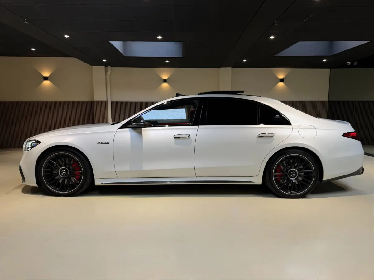 AMG 63 S E Performance|Pano|HUD|Keyless|360|4D Burmester|Massage|Matrix|Chauffeurspakket|Carbon