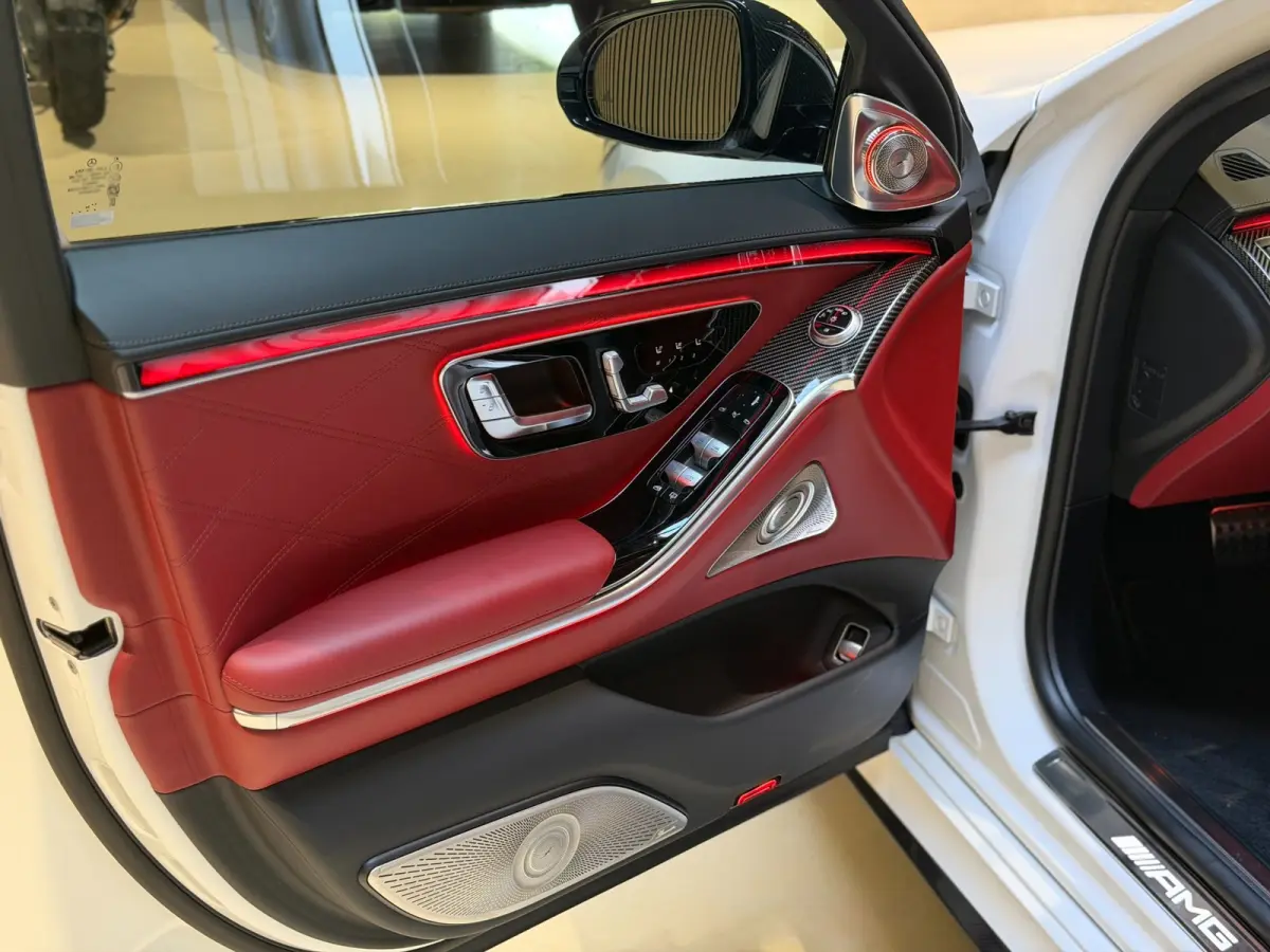 AMG 63 S E Performance|Pano|HUD|Keyless|360|4D Burmester|Massage|Matrix|Chauffeurspakket|Carbon