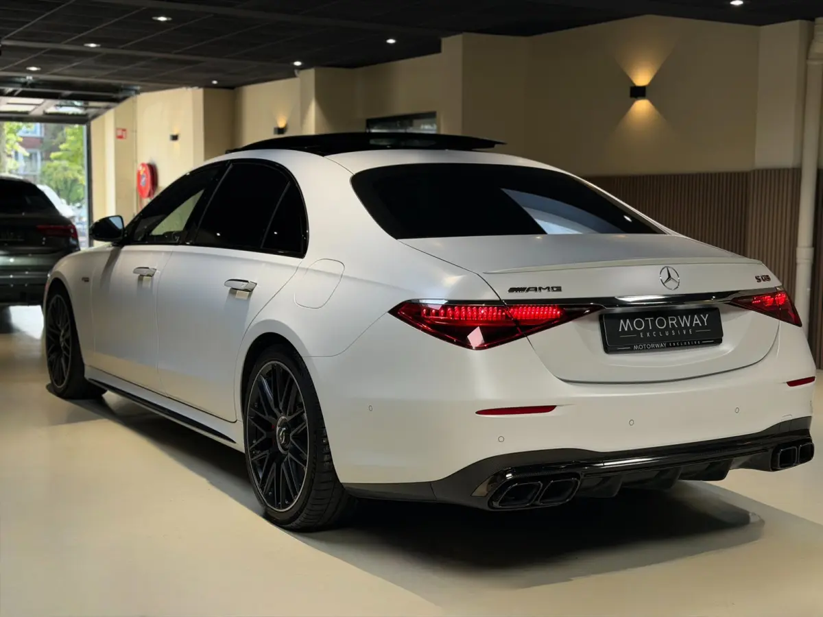 AMG 63 S E Performance|Pano|HUD|Keyless|360|4D Burmester|Massage|Matrix|Chauffeurspakket|Carbon