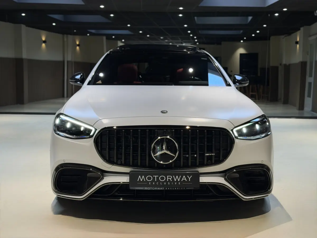 AMG 63 S E Performance|Pano|HUD|Keyless|360|4D Burmester|Massage|Matrix|Chauffeurspakket|Carbon