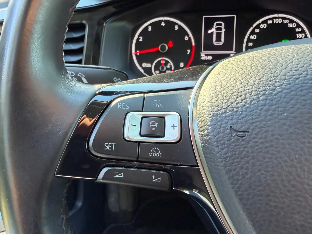 1.0 TSI Highline | Adaptief Cruise + Clima + Cruise Nu € 16.450,-!!!
