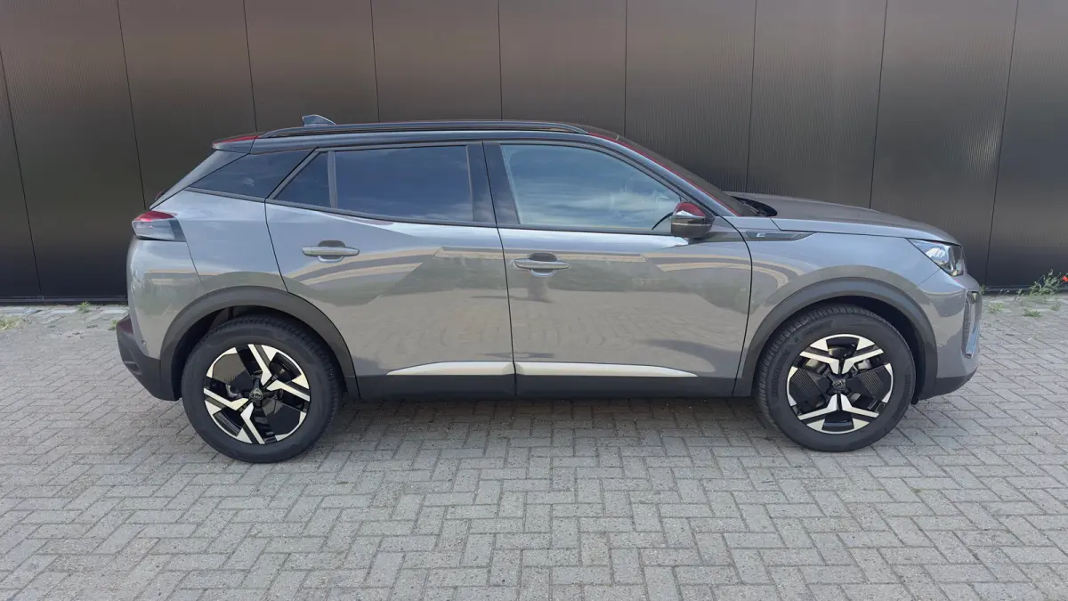 EV GT Avantage 54 kWh | Alcantara | Camera | Apple Carplay/Android Auto | Navigatie | Stoelverwarming | Adaptieve Cruise | | Achterbank in delen neerklapbaar | Achteruitrijcamera | Adaptieve