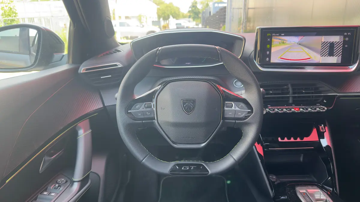 EV GT Avantage 54 kWh | Alcantara | Camera | Apple Carplay/Android Auto | Navigatie | Stoelverwarming | Adaptieve Cruise | | Achterbank in delen neerklapbaar | Achteruitrijcamera | Adaptieve