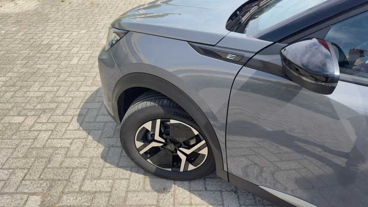 EV GT Avantage 54 kWh | Alcantara | Camera | Apple Carplay/Android Auto | Navigatie | Stoelverwarming | Adaptieve Cruise | | Achterbank in delen neerklapbaar | Achteruitrijcamera | Adaptieve
