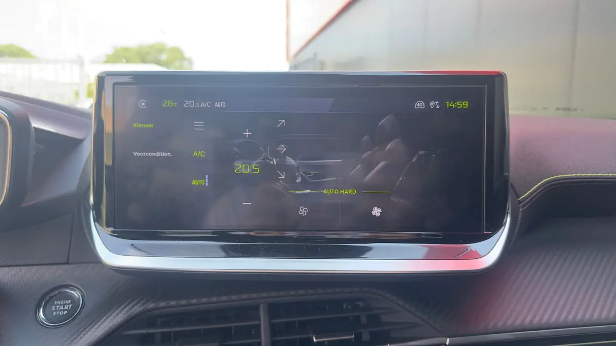 EV GT Avantage 54 kWh | Alcantara | Camera | Apple Carplay/Android Auto | Navigatie | Stoelverwarming | Adaptieve Cruise | | Achterbank in delen neerklapbaar | Achteruitrijcamera | Adaptieve