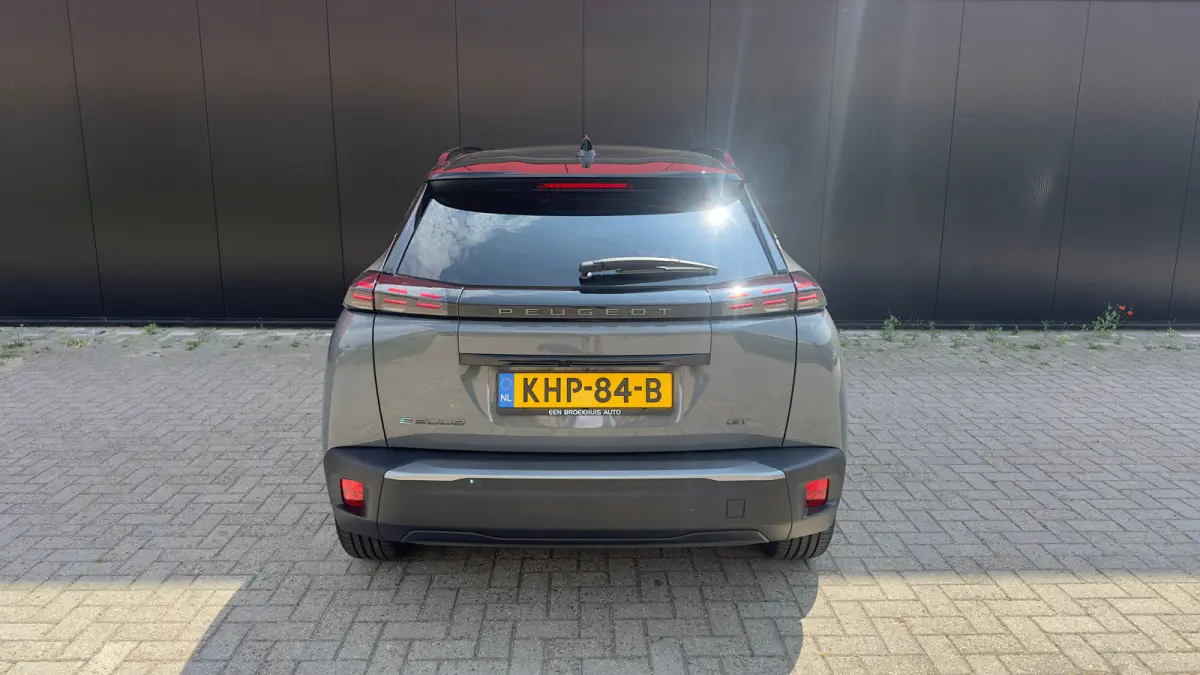 EV GT Avantage 54 kWh | Alcantara | Camera | Apple Carplay/Android Auto | Navigatie | Stoelverwarming | Adaptieve Cruise | | Achterbank in delen neerklapbaar | Achteruitrijcamera | Adaptieve