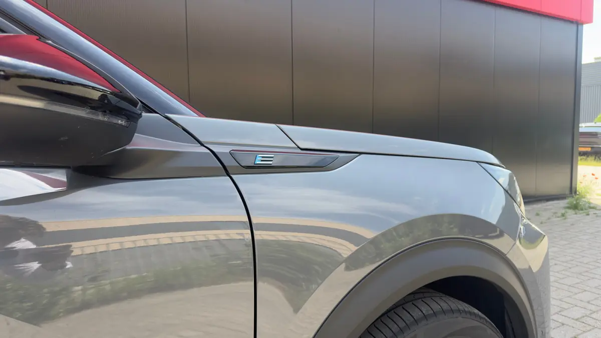 EV GT Avantage 54 kWh | Alcantara | Camera | Apple Carplay/Android Auto | Navigatie | Stoelverwarming | Adaptieve Cruise | | Achterbank in delen neerklapbaar | Achteruitrijcamera | Adaptieve