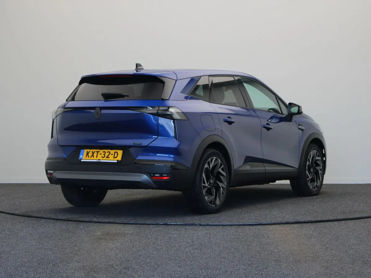 1.8 E-Tech full hybrid 160 esprit Alpine | Harman Kardon | Solarbay dak | Elektrische achterklep | Stoel + Stuurverwarming | Voorruit verwarming |
