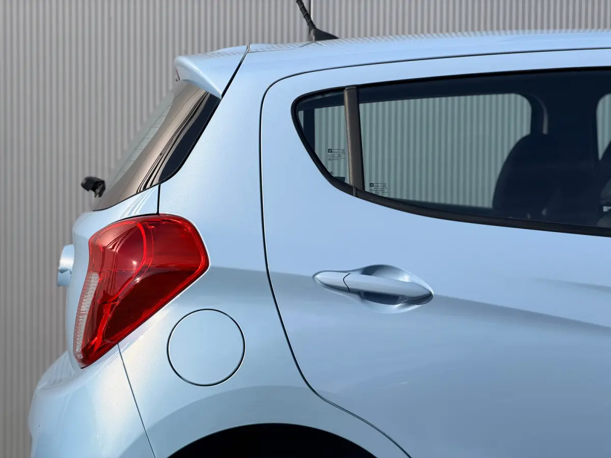 1.0 ecoFLEX Edition / Automaat / Stoelverwarming / Stuurverwarming / Parkeersensoren Achter / Unieke kleur! /