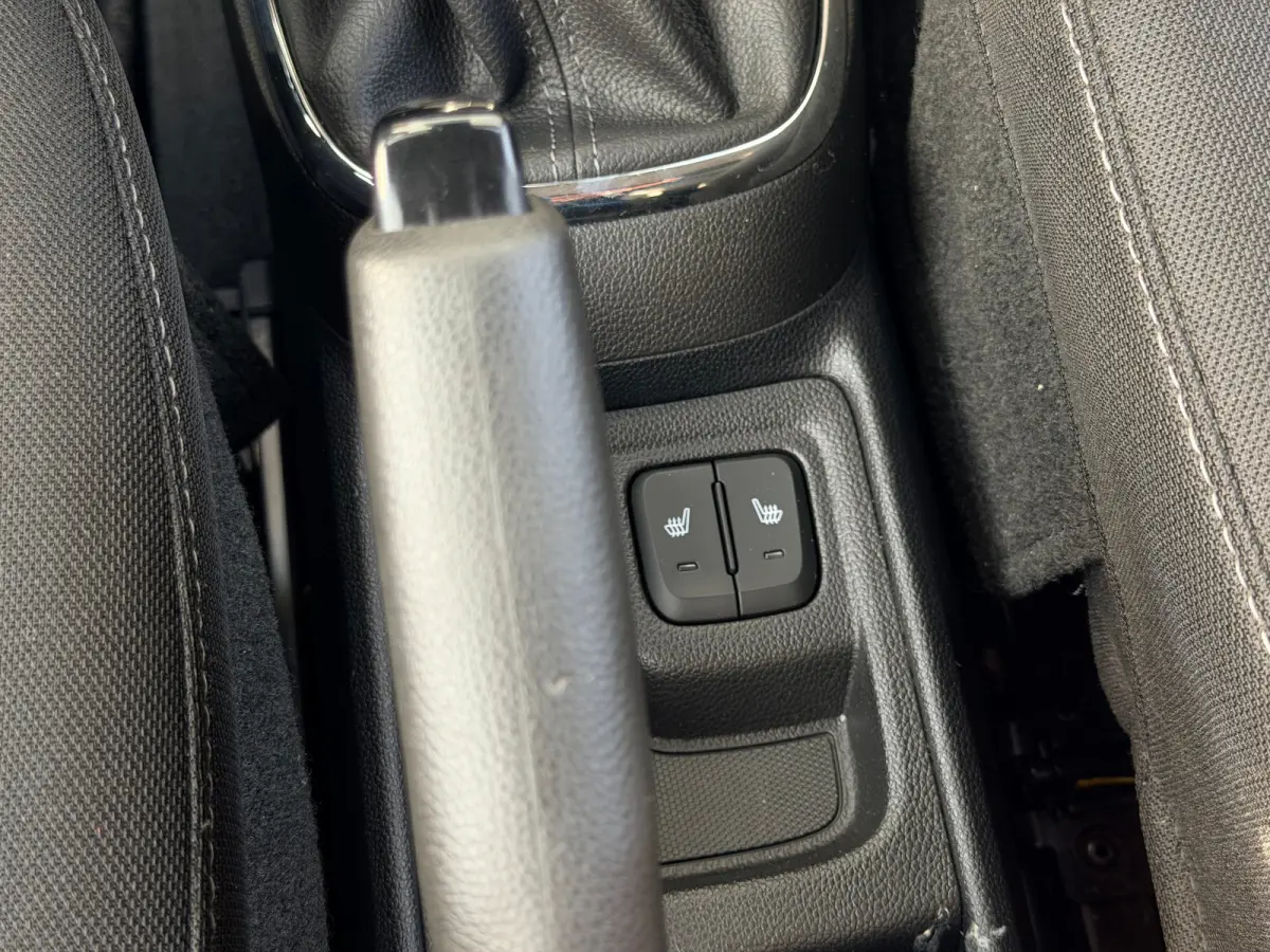 1.0 ecoFLEX Edition / Automaat / Stoelverwarming / Stuurverwarming / Parkeersensoren Achter / Unieke kleur! /