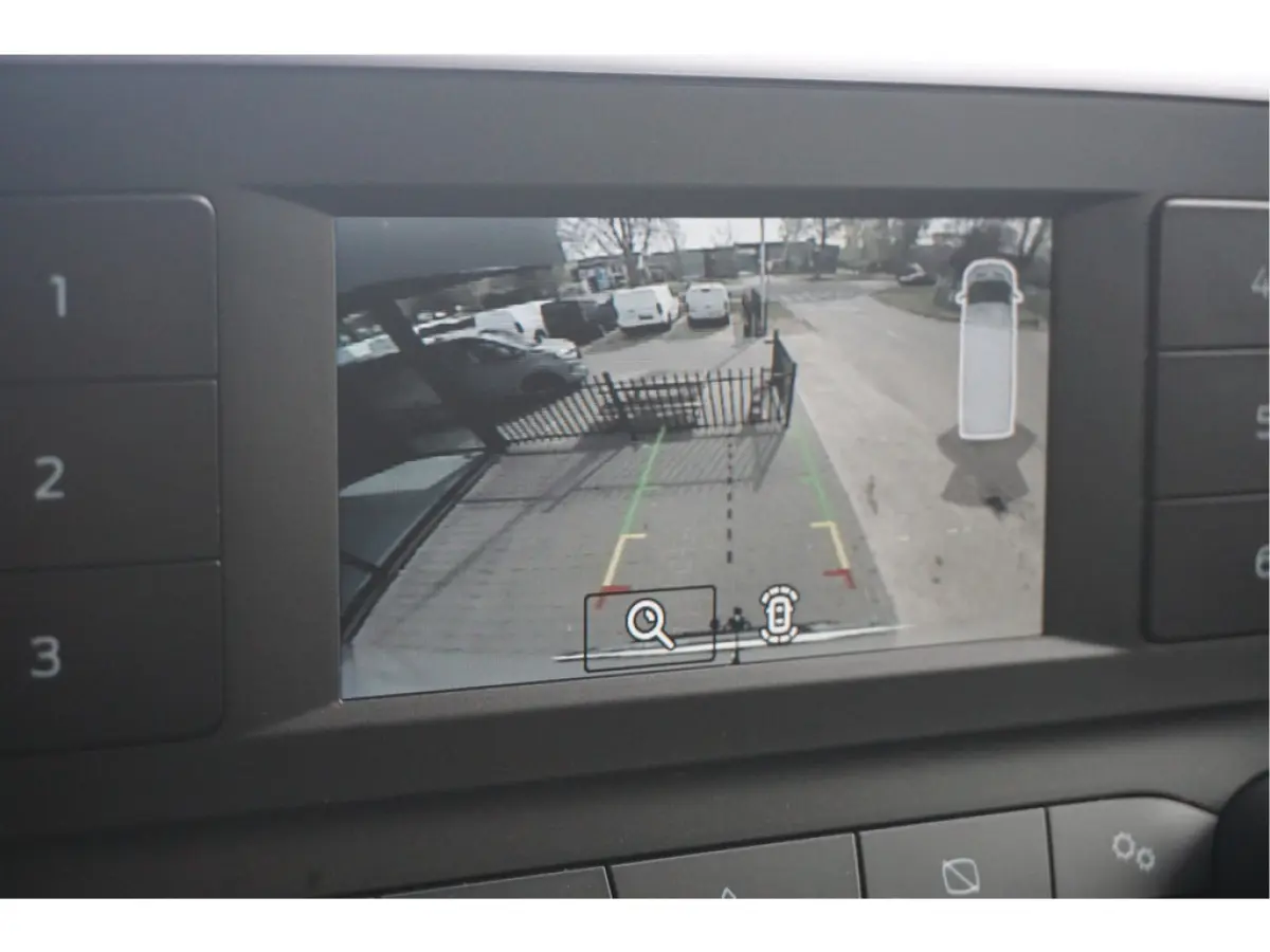 350L 2.0 TDCI 130PK L3H3 Trend nr. V066 | Airco | Cruise | Camera | Trekhaak