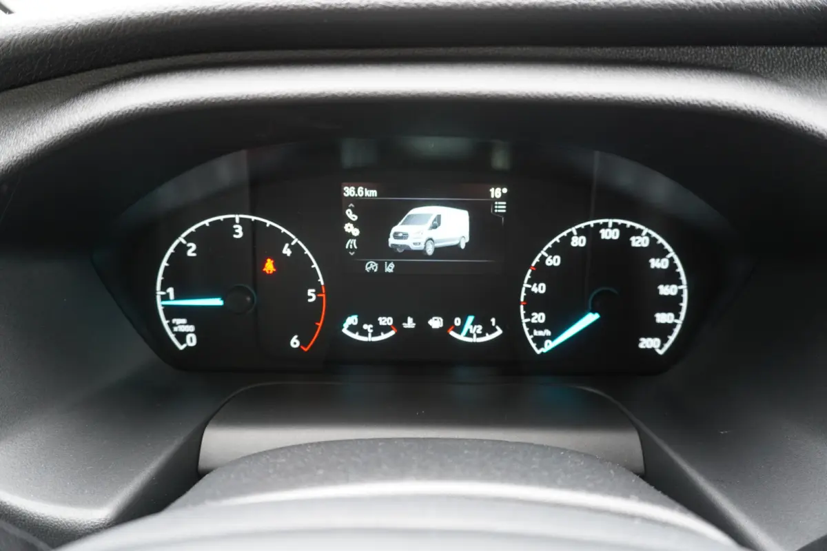 350L 2.0 TDCI 130PK L3H3 Trend nr. V066 | Airco | Cruise | Camera | Trekhaak