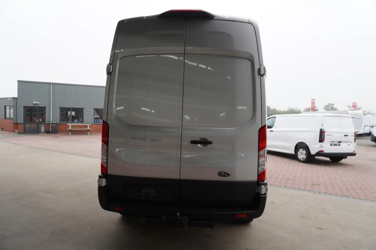350L 2.0 TDCI 130PK L3H3 Trend nr. V066 | Airco | Cruise | Camera | Trekhaak