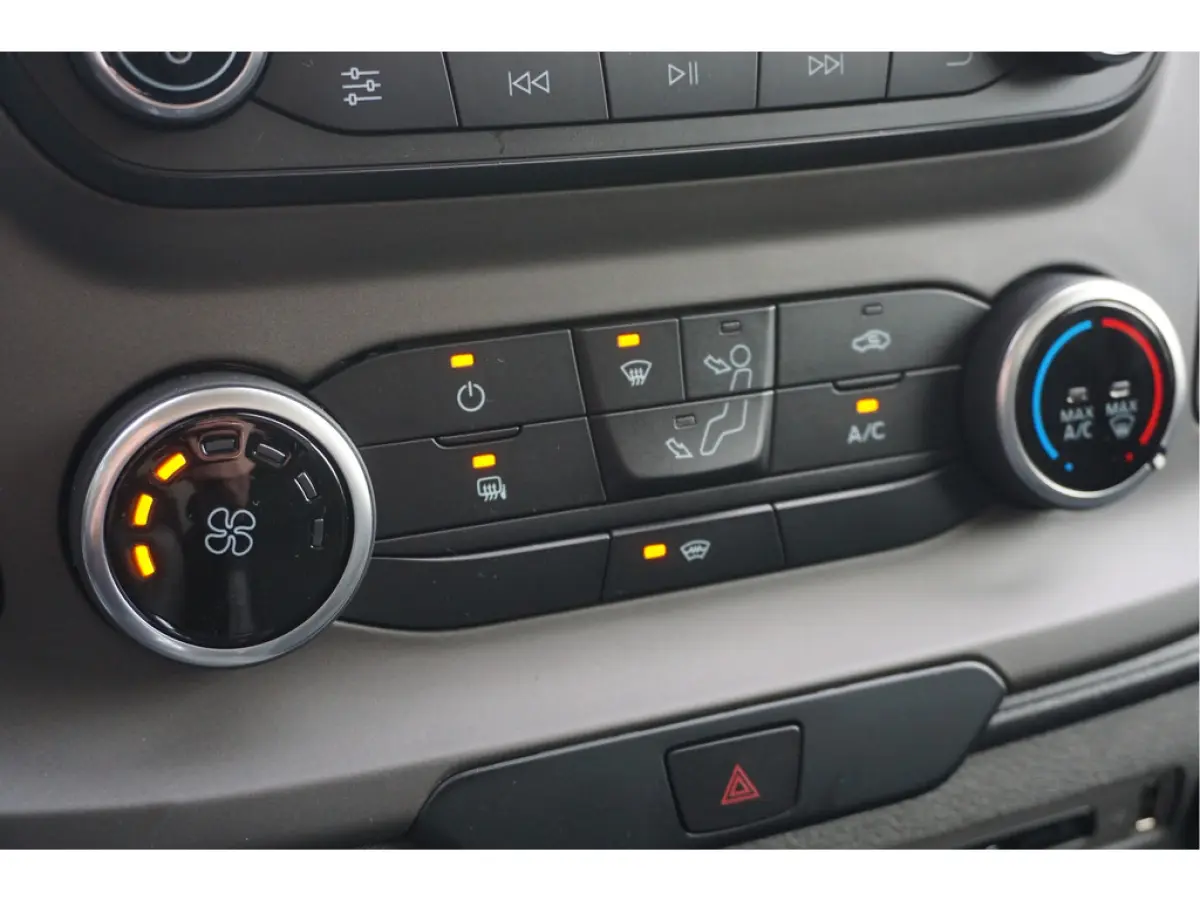350L 2.0 TDCI 130PK L3H3 Trend nr. V066 | Airco | Cruise | Camera | Trekhaak