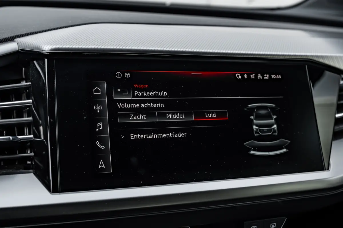 40 Launch edition Advanced Plus 77 kWh 204PK | Trekhaak | Matrix LED Koplampen | Camera Achter | Stoelverw. voor | Apple Carplay\Android Auto