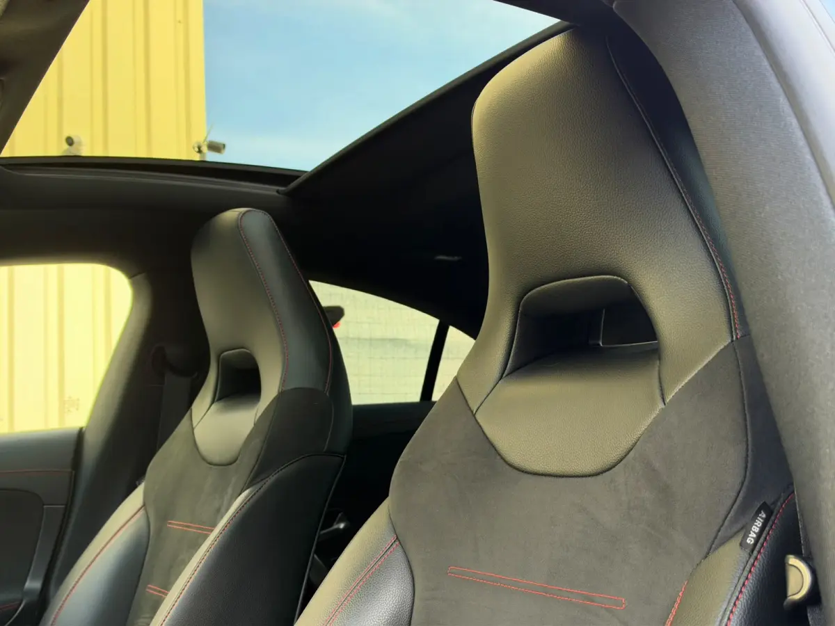 250 4MATIC AMG LINE PANORAMA SFEERVERLICHTING|BURMESTER|DEALER ONDERHOUDEN