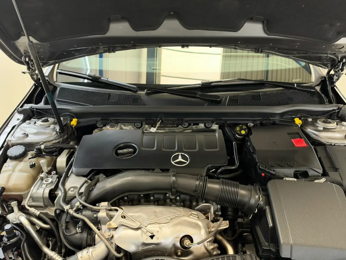 250 4MATIC AMG LINE PANORAMA SFEERVERLICHTING|BURMESTER|DEALER ONDERHOUDEN